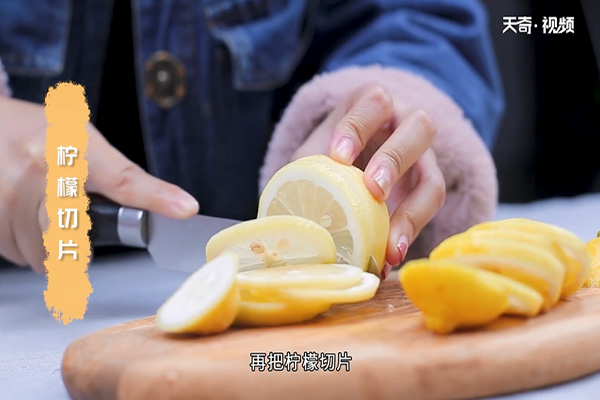 蜂蜜水的正确喝法 蜂蜜水怎么喝
