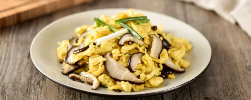香菇鸡蛋能一起吃吗  香菇鸡蛋一起吃可以吗
