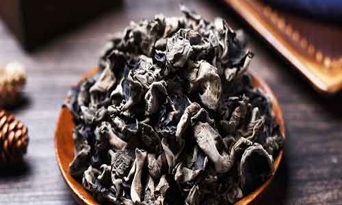 木耳生吃用不用焯水 木耳泡完需要焯水吗