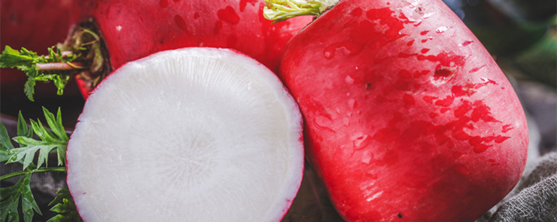 红皮白心的萝卜叫什么萝卜 皮红肉白的萝卜叫什么