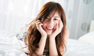 怎样是爱一个女人的表现（怎样是爱一个女人的表现和特征）