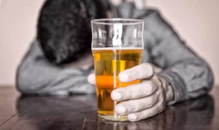 第二天喝什么可以解酒 第二天喝什么可以解酒呢