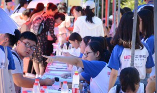 大学新生报道需要带的东西 大学生报道需要带什么东西