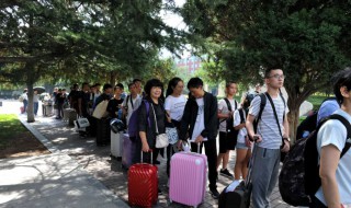 开学必备生活用品清单 开学必备生活用品清单高中女生