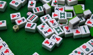 梦见打麻将（梦见打麻将手气好得很是什么预兆）