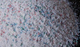 洗衣粉是碱性还是酸性（洗衣粉是碱性还是酸性物品）