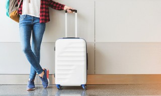 拉杆箱密码锁打不开怎么办 美旅拉杆箱密码锁打不开怎么办