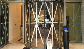 来台风为什么要贴胶带 防台风胶带贴里面还是外面