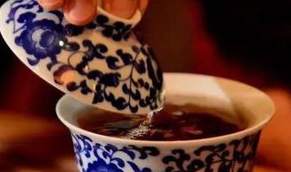 盖碗茶正确的喝法（盖碗茶正确的喝法图解第一杯）