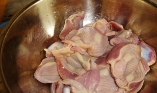 鸡胗如何清洗（鸡胗怎样清洗）