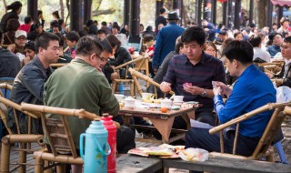 什么叫摆龙门阵（摆龙门阵是什么啥意思）