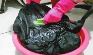 如何正确清洗羽绒服（羽绒服怎么正确清洗）