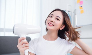 家用吹风机使用注意事项 家用吹风机使用注意事项视频