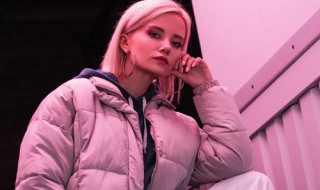 羽绒服有一块没有羽绒是瑕疵品吗（羽绒服有瑕疵怎么办）