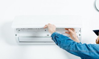 美的空调漏水是什么原因 美的空调漏水是什么原因造成的