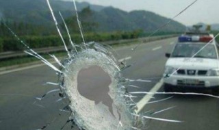 用什么材料制成的器皿会比玻璃硬 绝大多数的玻璃器皿制造时都是怎么样出来的