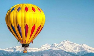 热气球上面的布是什么东西（热气球上的布叫什么）