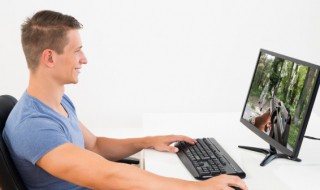 电脑任务栏怎么隐藏（电脑任务栏怎么隐藏图标）