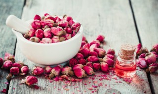 玫瑰花是晒干还是晾干 玫瑰花晒干还是阴干