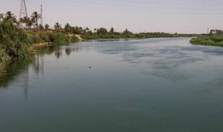 西亚的河流特征（西亚河流特征简介概括）