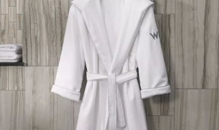 浴袍直接穿还是擦干水再穿 浴袍是洗完澡直接穿吗