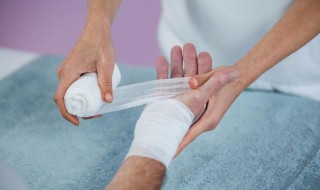 被烫伤后怎么处理 被烫伤后应怎么办