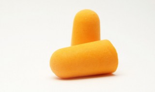 耳塞如何清洗（耳塞怎么清洗）