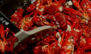 啤酒煮小龙虾可以加土豆黄瓜吗（啤酒煮小龙虾可以加土豆黄瓜吗）