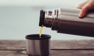 保温杯如何清洗消毒（保温杯如何清洗消毒方法）