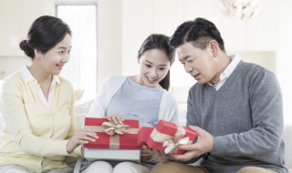 长辈生日送什么礼物 给长辈过生日送什么礼物好