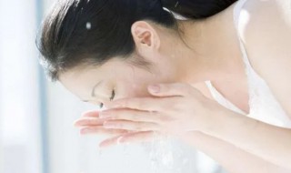 用完卸妆水还要用洗面奶吗 用完卸妆水还要用洗面奶吗?为什么