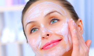 酸奶面膜的制作方法（酸奶制作面膜方法如下）