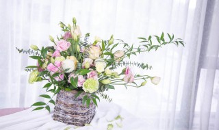 简易插花怎么做 怎样自制插花