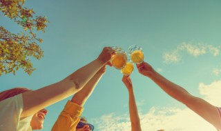 2021青岛啤酒节啤酒免费吗（2021年青岛啤酒节啤酒免费吗）