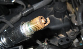 火花塞如何清洗 摩托车火花塞如何清洗