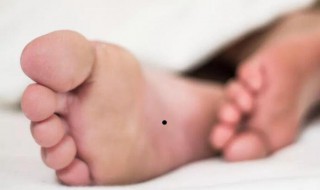 脚上长痣代表什么（脚趾头长痣 脚上长痣代表什么）