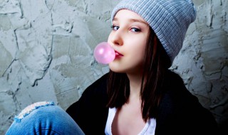 怎么吹泡泡 怎么吹泡泡糖视频教程