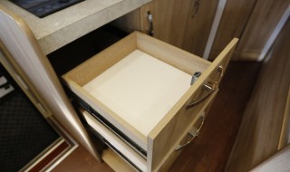 抽屉高度（抽屉高度一般都是多少）