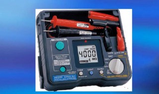 人体体内电阻约为多少欧（人体体内电阻约为多少欧姆）