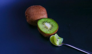 奇异果硬的能吃吗 红心奇异果硬的能吃吗