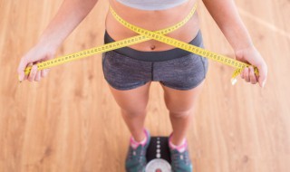 体重秤显示LO是怎么回事（充电体重秤显示LO是怎么回事）