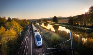 白酒能上高铁吗（买的白酒能上高铁吗）