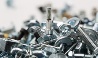 螺丝滑牙拧不出来怎么办 螺丝口滑牙了扭不出