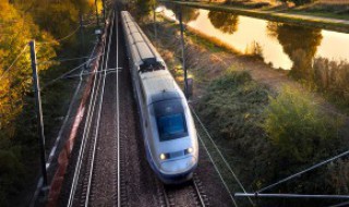 高铁上能带化妆品吗（150ml水乳能过安检吗）