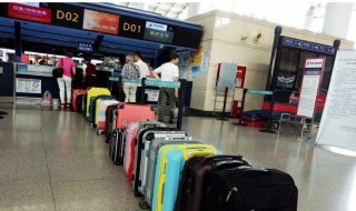 电脑可以放在行李箱里托运吗（笔记本电脑托运还是上飞机）