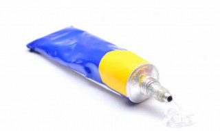 101胶水弄到手上怎么办（101胶水粘到手上怎么去掉）