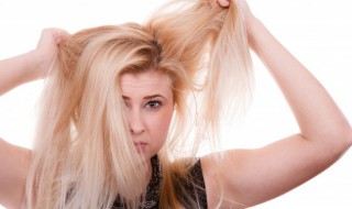 头屑多怎么去除小妙招 顽固头皮屑要用什么方法才能去掉