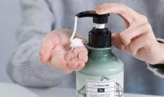 洗发水怎么把压嘴压回去（怎么把洗发水的压头按回去）