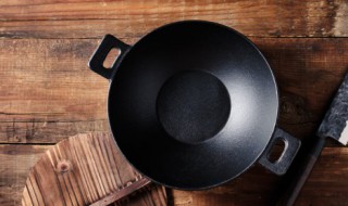 不粘锅怎么保养和使用（不粘锅使用及保养方法）