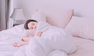 梦见男友和别的女人在一起（梦见男友和别的女人在一起和我分手）